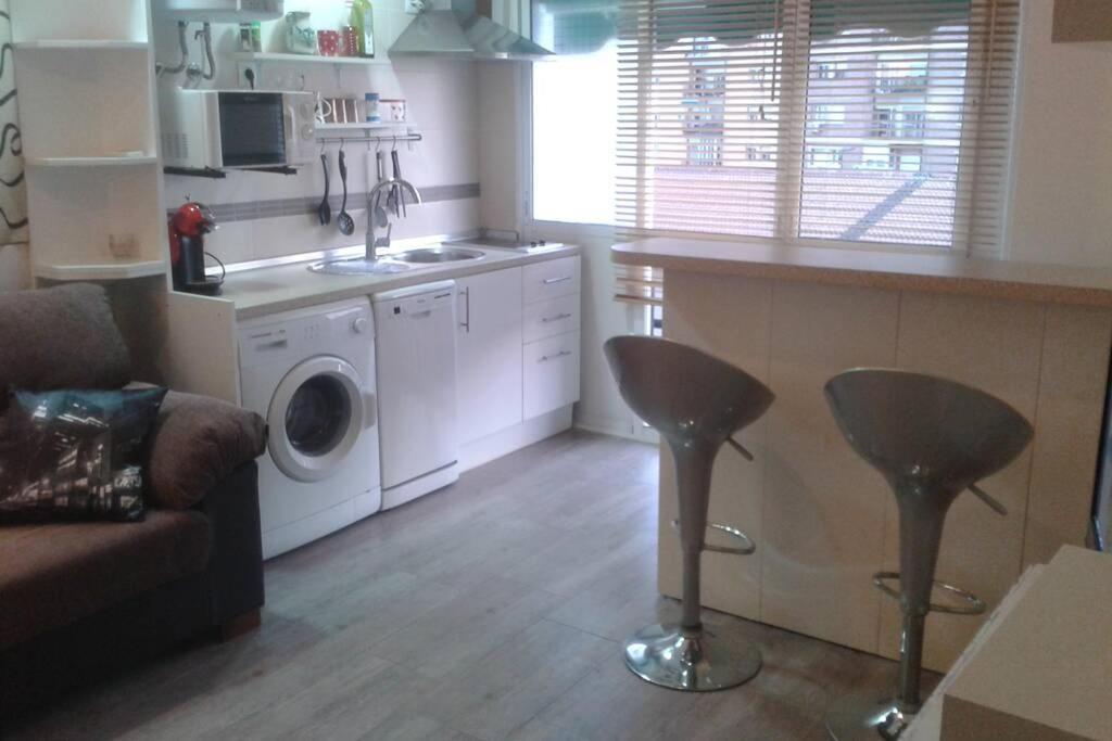 Bonito Apartamento Cerca Del Puerto Màlaga Exteriér fotografie