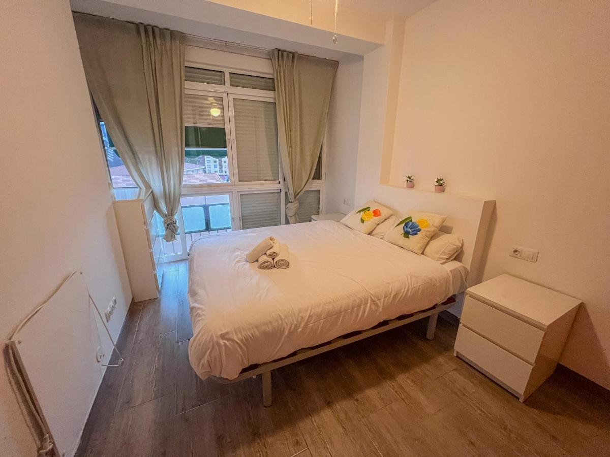 Bonito Apartamento Cerca Del Puerto Màlaga Exteriér fotografie